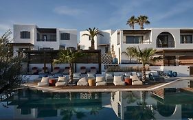 Andronis Minois Hotel Parasporos Greece